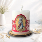 Vela religiosa de la Divina Misericordia con imagen de Jesús misericordioso y rayos rojo y azul, vela católica devocional para oración.